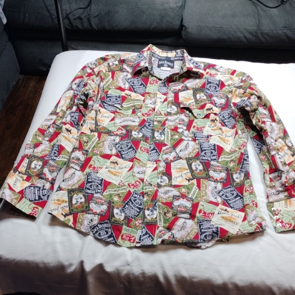 Jack Daniels Red and Green Casual Button Down Shirt with Vintage Stamp Pattern - Picture 1 of 12